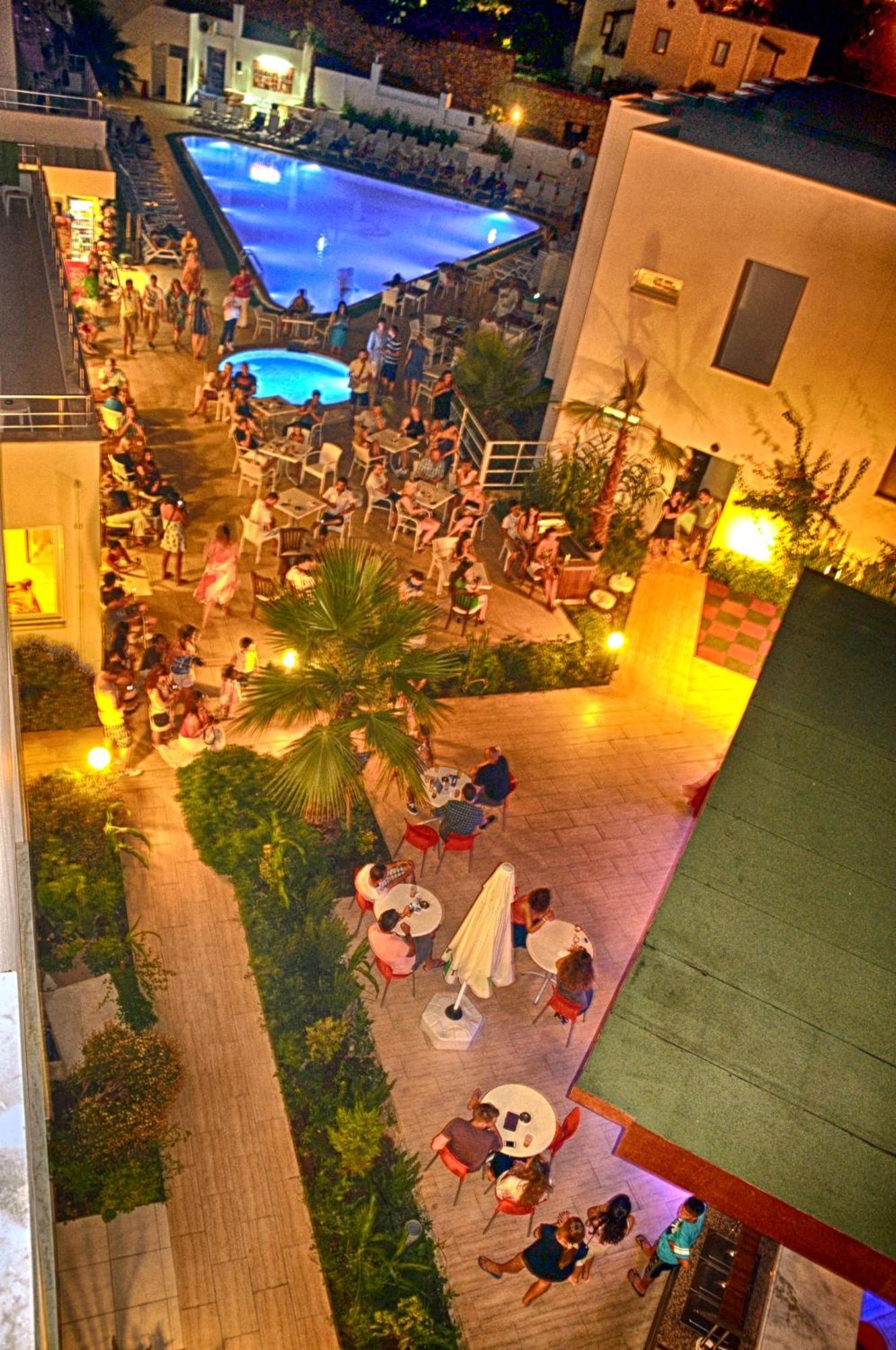 Club Shark Hotel Gümbet Extérieur photo