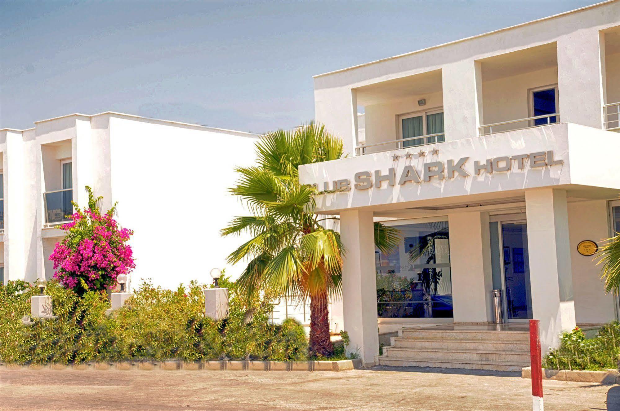Club Shark Hotel Gümbet Extérieur photo